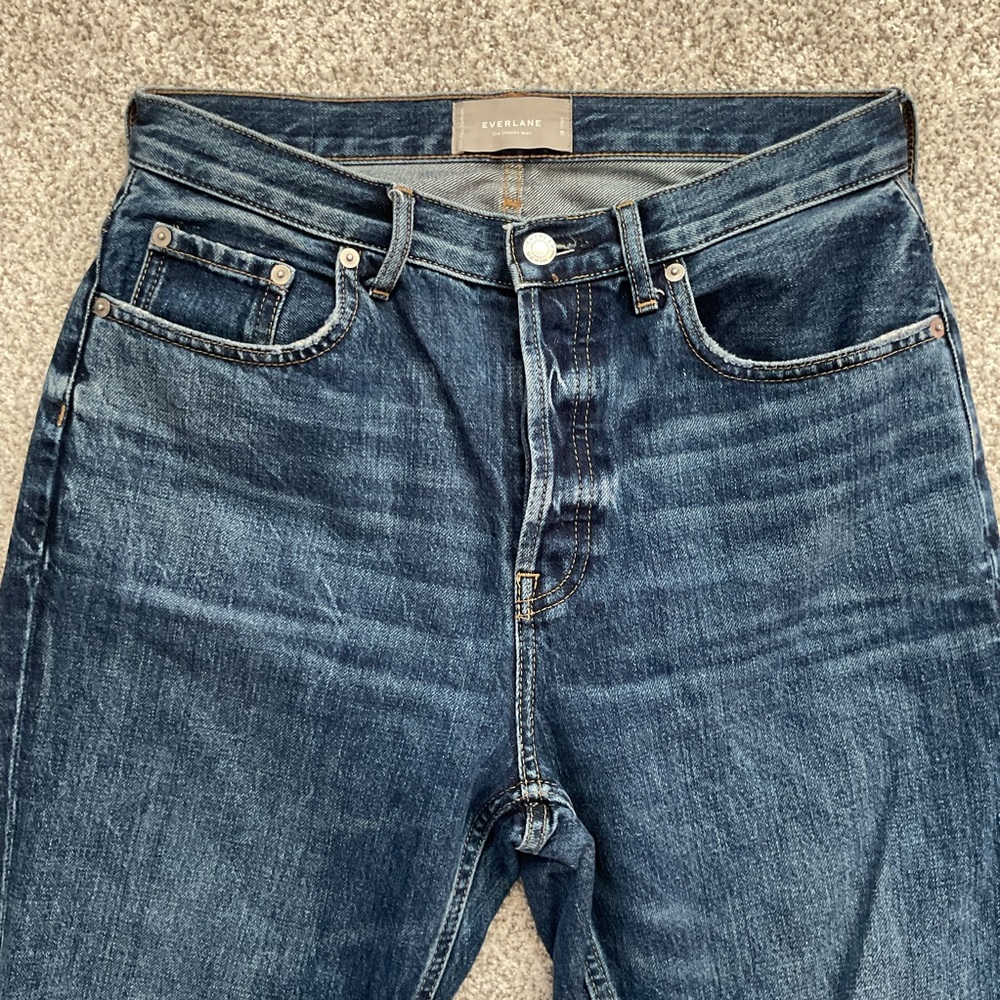 Everlane Destructed The ’90s Cheeky® Jean Dark Wash Size 28 Cropped, Distressed - Picture 3 of 13